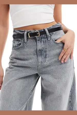 Pieces® Skinny faux leather belt in