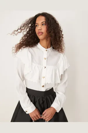 Sister Jane Scallop blouse in pearl