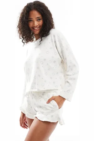 Hollister Nightwear long sleeve top and flippy short set in