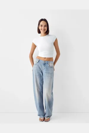 Bershka Baggy balloon leg jeans in light dirty wash