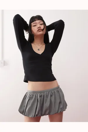 Motel Dulcet ribbed plunge front top in