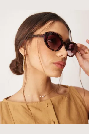 Jeepers Peepers Large oval sunglasses in tortoiseshell with pink lens