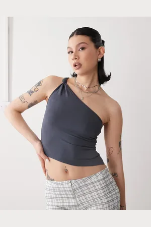 Motel Idra asymmetric top in ocean storm