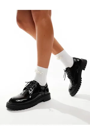 Schuh Logan lace up shoes in patent