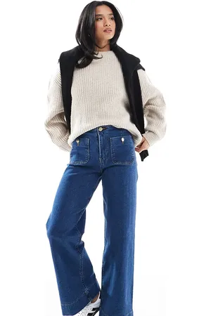 Stradivarius Petite D77 staight leg jean with button detail in dark wash