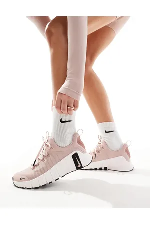 Nike Free Metcon 6 premium trainers in