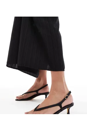 London Rebel Strap detail thong heeled sandals in