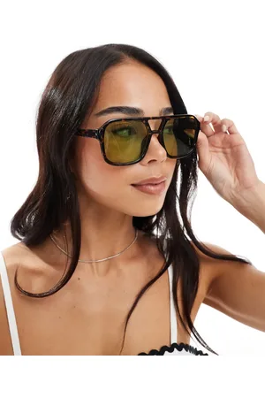 AJ Morgan York aviator sunglasses in tortoiseshell with green lens