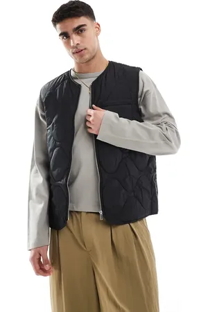 New Look Quilted gilet in