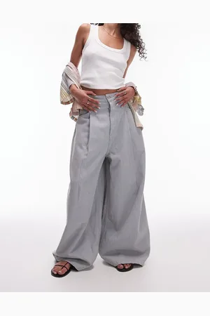Topshop Wide leg extreme pleated jean in chalky