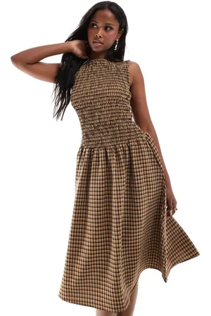 Daisy Street Drop waist shirred midaxi dress in check