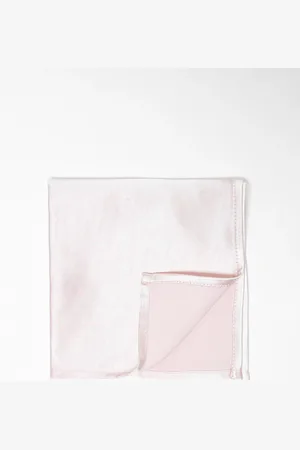 Six Stories Satin pocket square in powder