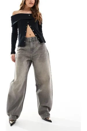 Bershka Wide balloon leg jeans in dark