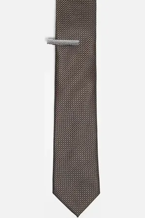 ASOS Tie and tie bar set in taupe