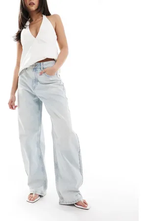 Bershka Wide balloon leg jeans in super light wash