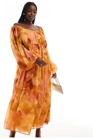 ASOS ASOS DESIGN Curve scoop neck shirred waist insert maxi dress in orange floral print