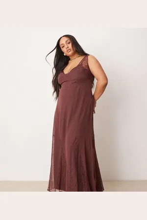 ASOS ASOS DESIGN Curve lace and chiffon midi dress with godets in chocolate brown