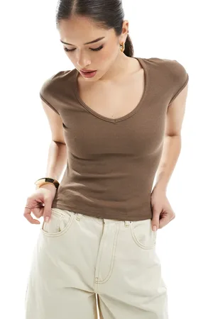 Bershka V-neck baby tee in
