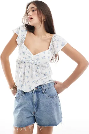 Hollister Frilly sleeve babydoll top in floral