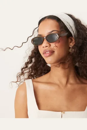 Jeepers Peepers Oval sunglasses in olive