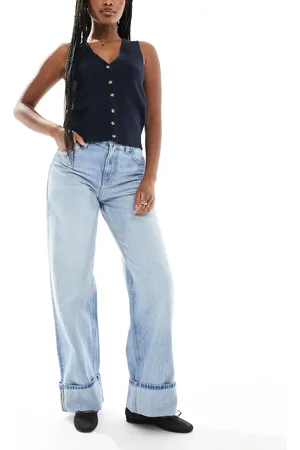 Bershka Turn up wide leg jeans in light wash