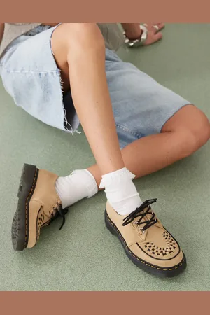 Dr. Martens Ramsay creepers in savannah tan