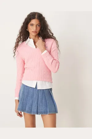 GANT Cotton cable knit v-neck logo jumper in