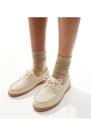 London Rebel Lace up boat shoes in taupe