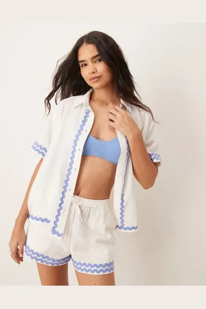 Iisla & Bird Ric rac trim beach short co-ord in