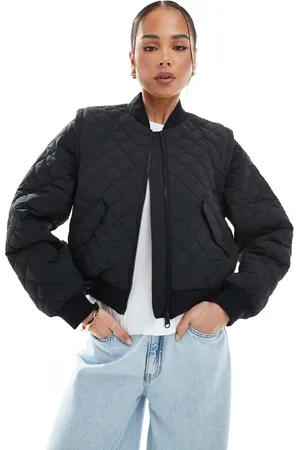 Hunter Padded bomber jacket with detachable arms in