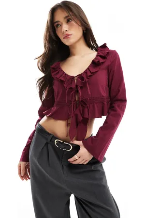 Bershka Ruffle detail top in burgundy