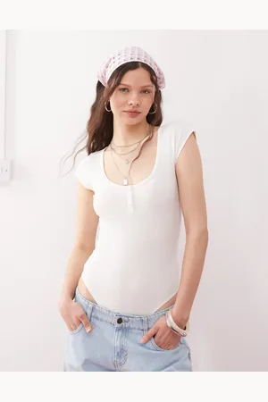 Miss Selfridge Button detail short sleeve rib bodysuit in