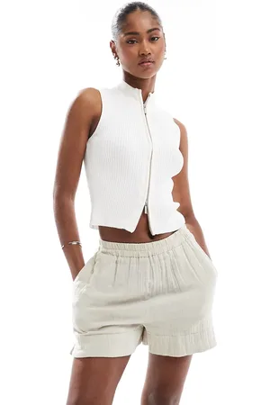 Brave Soul Ribbed knitted waistcoat with zip in cream