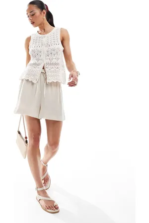 New Look Linen pull on short in stone