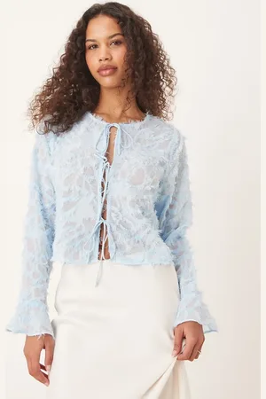 VILA Long sleeved feathered tie front top in pastel