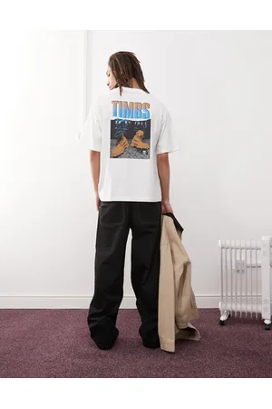 Timberland Timbs 6"" backprint oversized t-shirt in