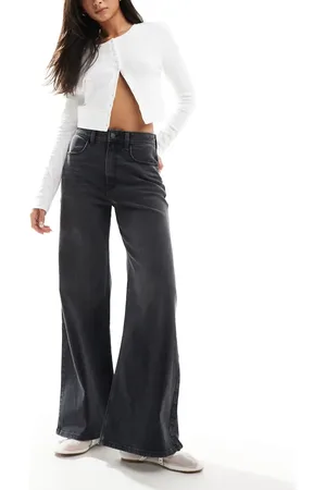 Hollister Ultra high rise wide leg jean in washed