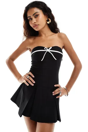 Motel Panolia bow front pleat mini dress in and white