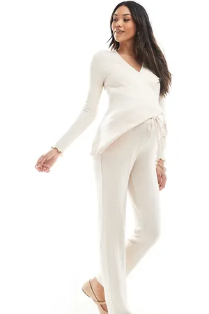 Mama;licious Mamalicious Maternity supersoft tapered jogger co-ord in cream melange