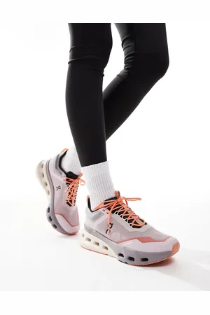 On Running ON Cloudnova X performance training trainers in