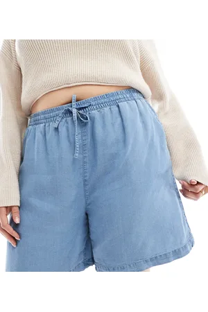 ONLY Pull on denim short in light
