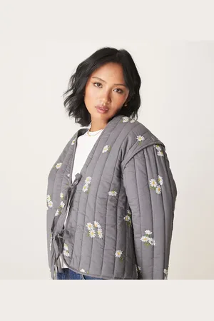 ASOS ASOS DESIGN Petite tie front quilted embroidered jacket in washed