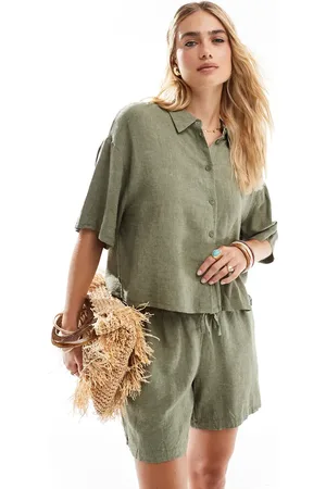VERO MODA Linen touch boxy cropped shirt co-ord in khaki