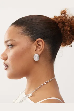 Reclaimed Earrings with faux mother of pearl in
