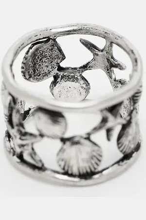 Reclaimed Unisex ring with shells in