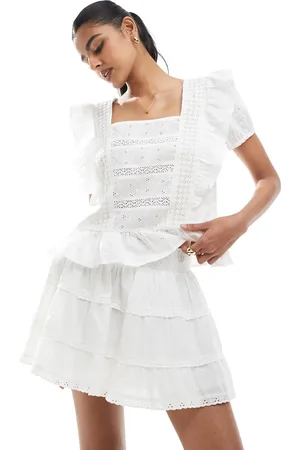 Bershka Embroidered tiered rara mini skirt in