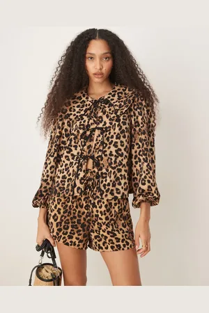 Glamorous Tie front blouse in leopard co-ord