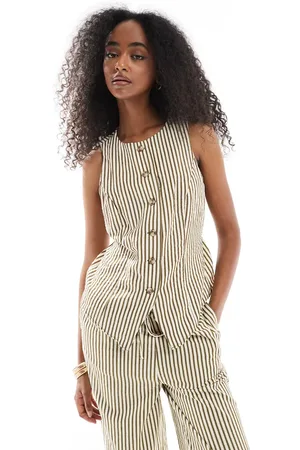 New Look Co-ord crew neck waistcoat in stripe
