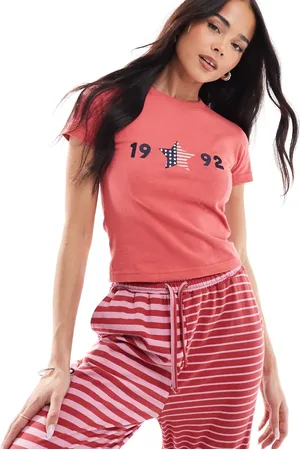Daisy Street Crop baby tee with 1992 graphic in co-ord