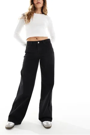 Pieces® Selma wide leg mid rise jean in